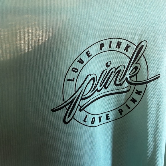 VS Pink Tee - Picture 3 of 3